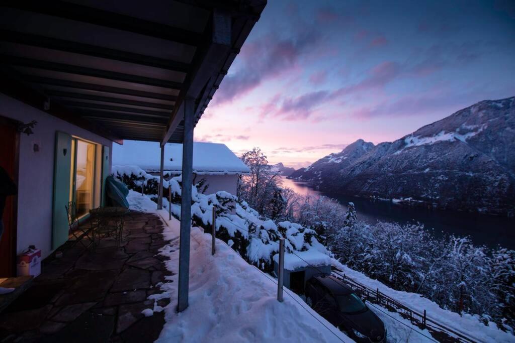 Exklusives Chalet Mit Traumhafter See- Und Bergsicht Seelisberg Eksteriør billede