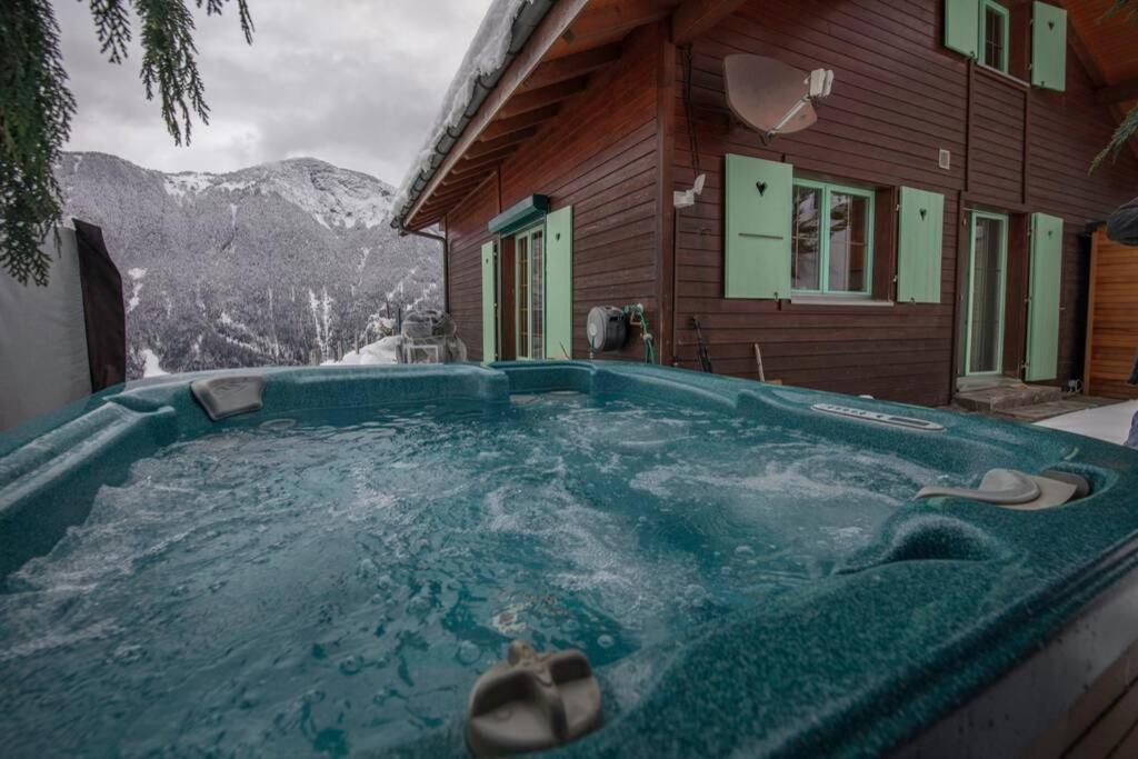 Exklusives Chalet Mit Traumhafter See- Und Bergsicht Seelisberg Eksteriør billede
